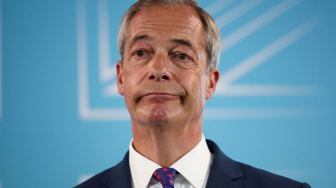 βρετανία-αντιδράσεις-για-τον-θαυμασ-563091253