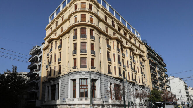 αλλο-ένα-επεισόδιο-στο-σίριαλ-του-ακ-563063077