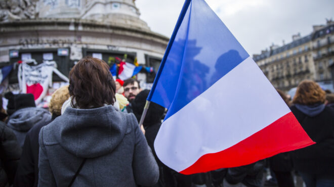 εγιναν-περισσότερο-ρατσιστές-οι-γάλλ-563097859