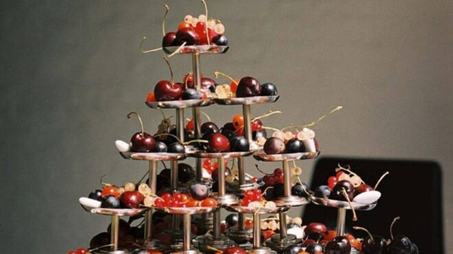 και-ξαφνικά-μεταλλικά-ποτηράκια-παντ-563093638