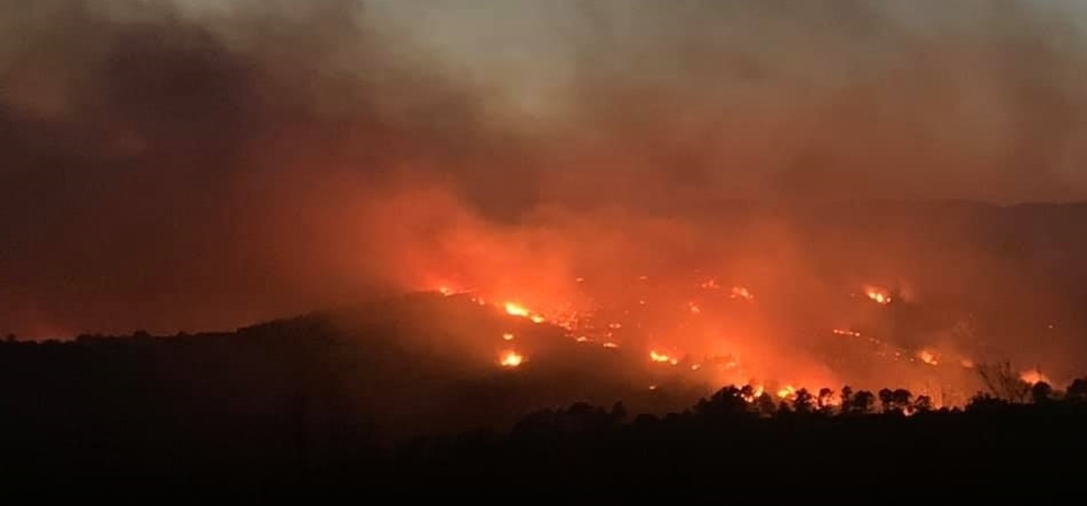 Φωτιά στην Κερατέα: Χωρίς ενεργό μέτωπο μετά από μεγάλη επιχείρηση της πυροσβεστικής-1