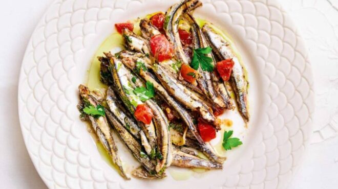 γαύρος-πλακί-στον-φούρνο-563078623