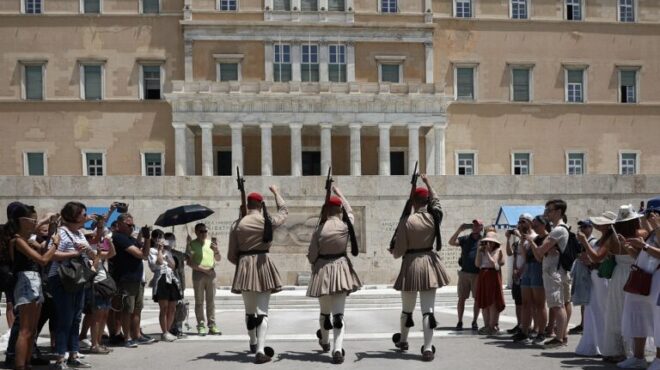 bloomberg-πρόωρη-αποπληρωμή-δανείων-διάσωσης-563075074