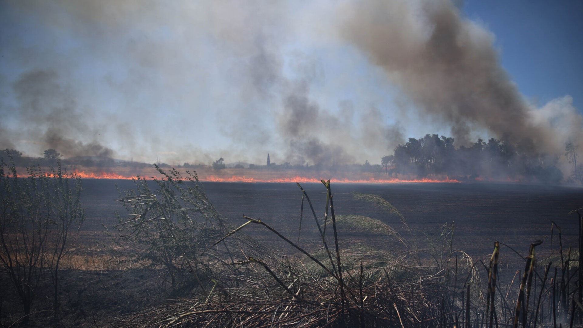 Μήνυμα 112 σε Πέλλα, Κιλκίς και Λάρισα – Μάχη με τις φλόγες σε πολλά μέτωπα-1