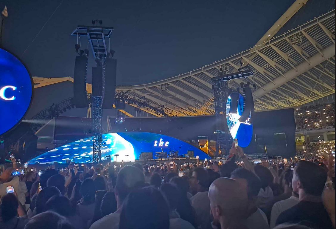 Coldplay: Πλήθος κόσμου στη συναυλία, κατάμεστο το ΟΑΚΑ (φωτογραφίες)-4