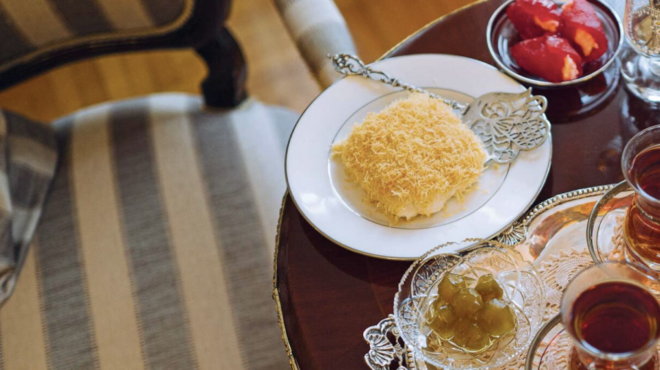 μαλεμπί-με-καραμελωμένο-κανταϊφι-πο-563065525