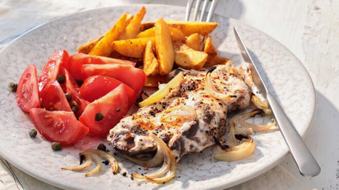 το-μενού-της-εβδομάδας-από-μπριζόλες-μ-563068933