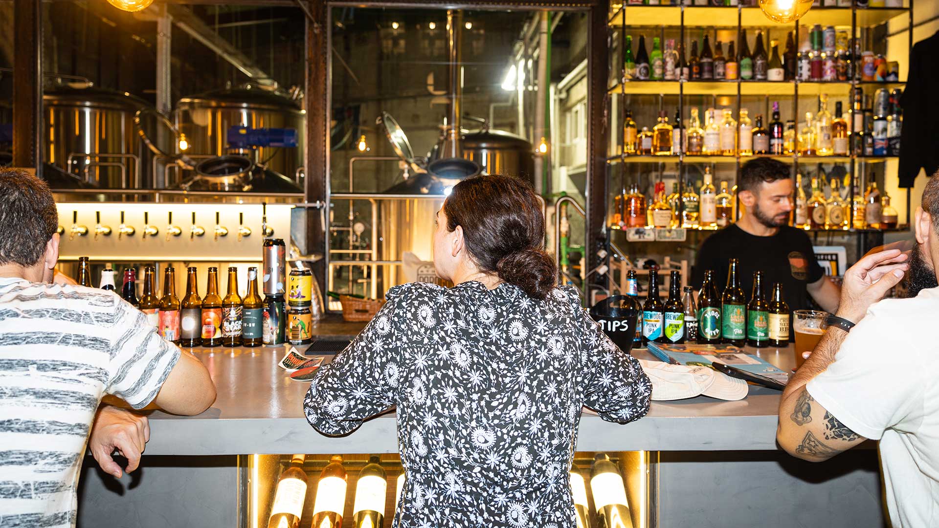 Τα taprooms της Αθήνας: κάθε γειτονιά έχει το στέκι της για καλή μπίρα-8