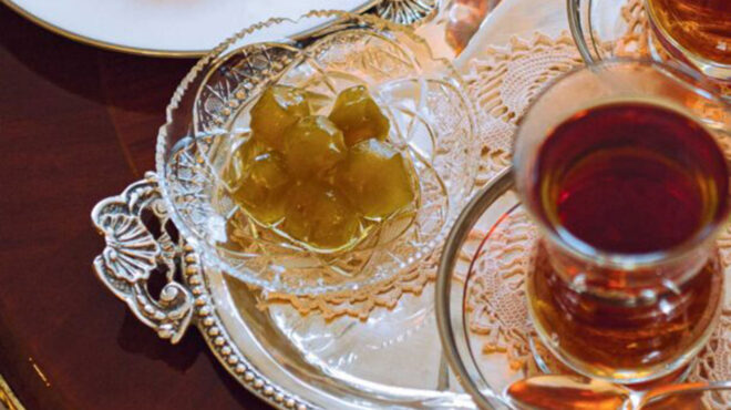 πράσινο-συκαλάκι-γλυκό-του-κουταλιού-563056822