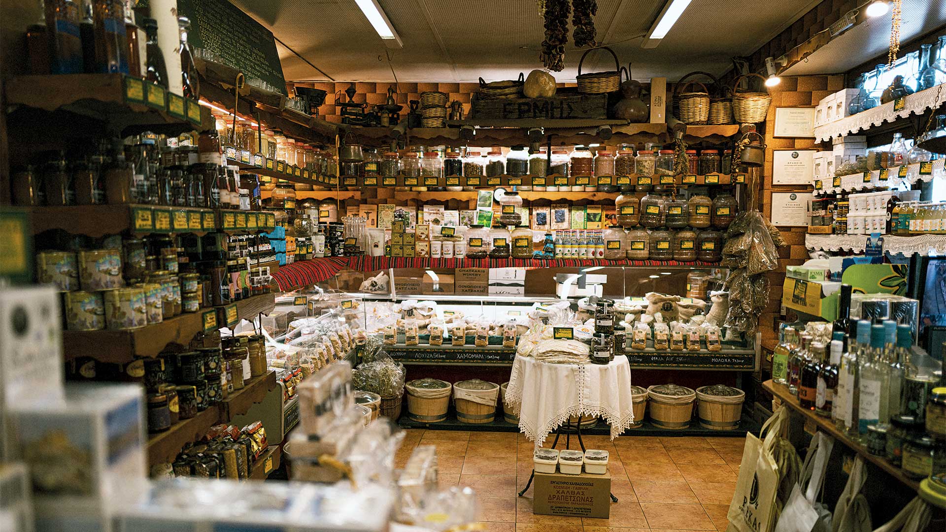 9 νόστιμες στάσεις στις Κυκλάδες για αυθεντικές γεύσεις-4