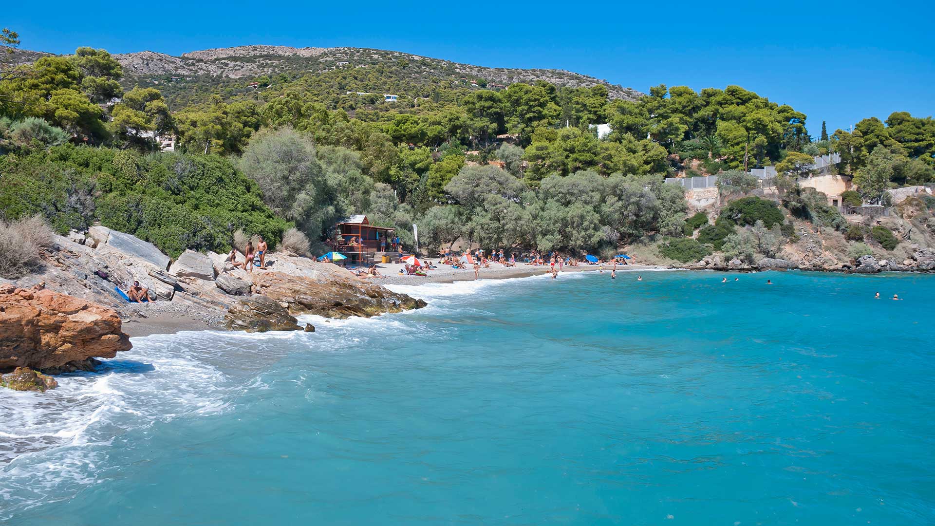 Ελεύθερες παραλίες κοντά στην Αθήνα για τις πρώτες βουτιές-1