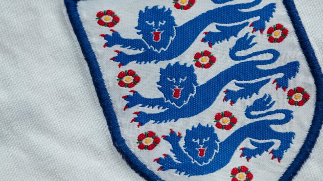 βιβλίο-η-ιστορία-των-τριών-λιονταριών-563079220