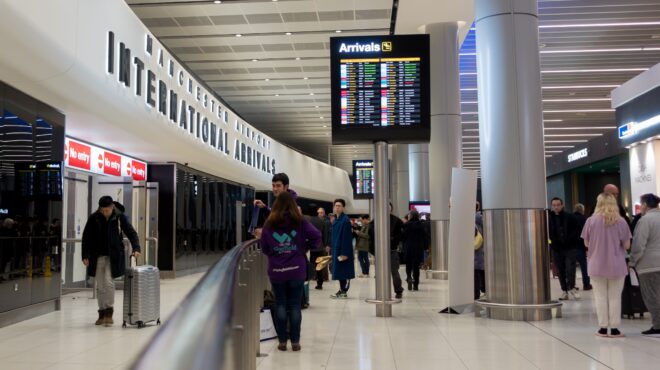 μάντσεστερ-ακυρώσεις-και-εκτροπές-πτ-563093842