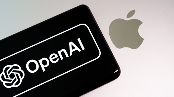 apple-η-siri-θα-μιλά-με-το-chatgpt-στα-iphone-563071771