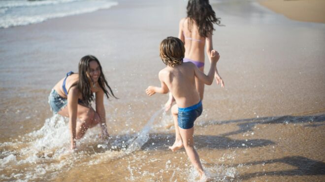παιχνίδια-για-την-παραλία-εδώ-θα-βρεις-563096587