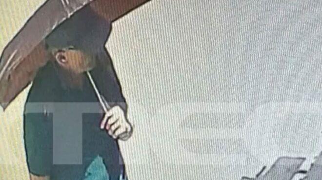 μάικ-μόσλεϊ-σύμη-στο-μικροσκόπιο-τω-563066401