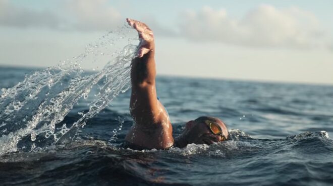 δυνατός-ένα-ντοκιμαντέρ-από-την-κωτ-563111773