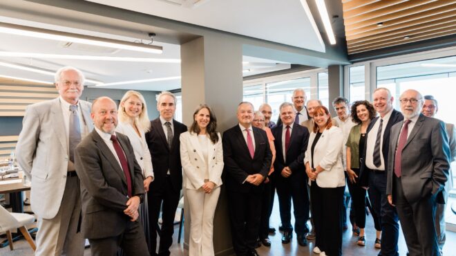 μητροπολιτικό-κολλέγιο-ο-κρίσιμος-ρό-563123176