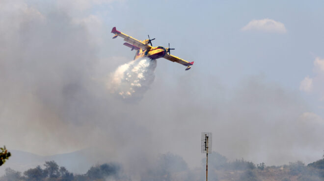 φωτιά-τώρα-στο-πουρί-μαγνησίας-σηκώθ-563136982