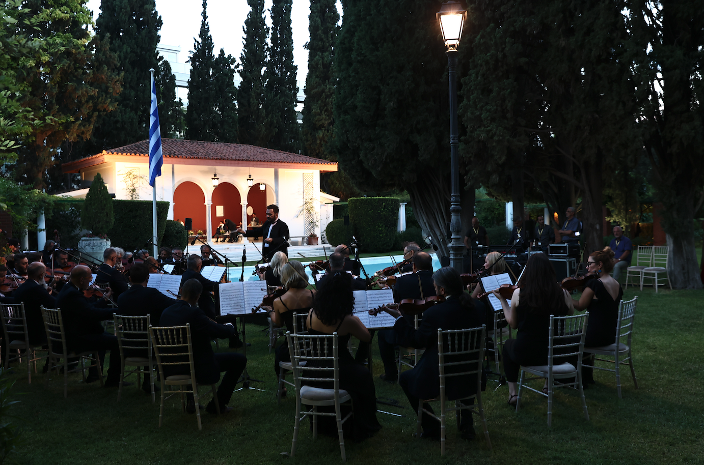 Προεδρικό Μέγαρο: Τα «κλικ» της δεξίωσης για τα 50 χρόνια από την αποκατάσταση της Δημοκρατίας-22