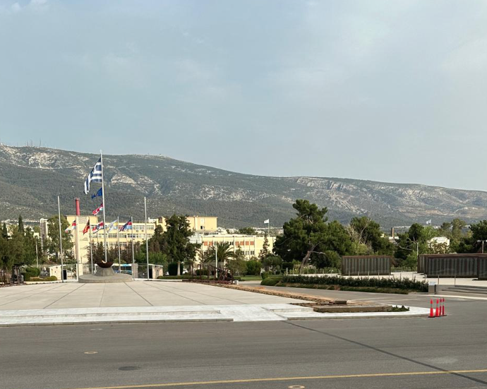 Πεντάγωνο: Απομακρύνθηκε το Μνημείο Αθανάτων – Στη θέση του η ανάπλαση Βαρώτσου-1