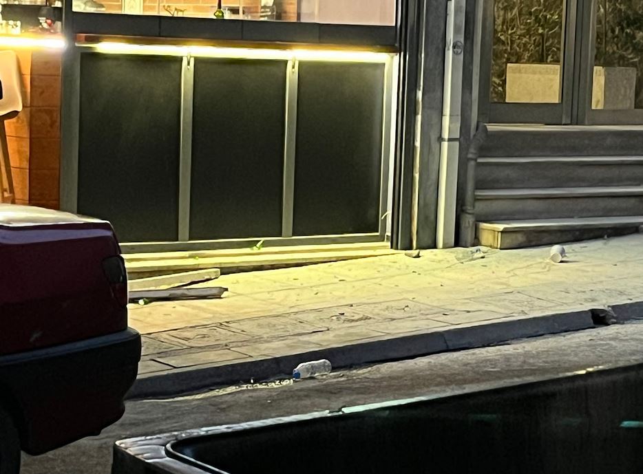 Λεωφόρος Αλεξάνδρας: Συμπλοκή με πυροβολισμούς – Τρεις τραυματίες, 72 προσαγωγές-2