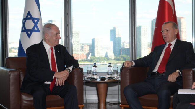 ανταλλαγή-απειλών-από-αγκυρα-και-τελ-α-563150698