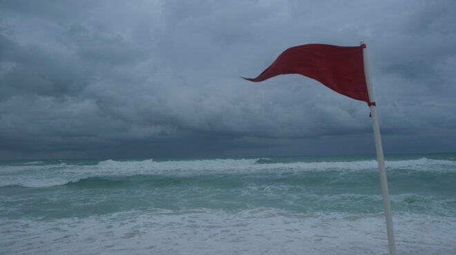 μπέριλ-επικίνδυνος-κυκλώνας-απειλεί-563103943