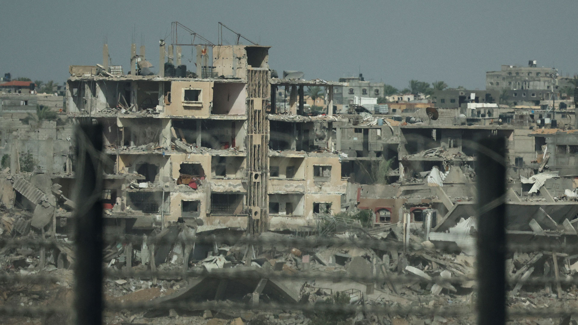 Ισραήλ: Βομβαρδισμοί στη Γάζα, συγκρούσεις στα σύνορα με Λίβανο-1