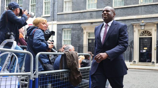 ντέιβιντ-λαμί-ηρθε-η-ώρα-το-ηνωμένο-βασ-563114635