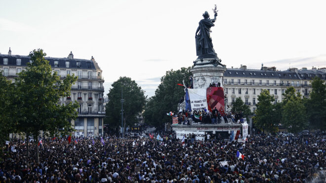 τα-πολιτικά-άκρα-διεκδικούν-την-ευρώπ-563121166