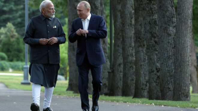 στη-ρωσία-ο-μόντι-η-συνάντηση-με-πούτιν-563116975