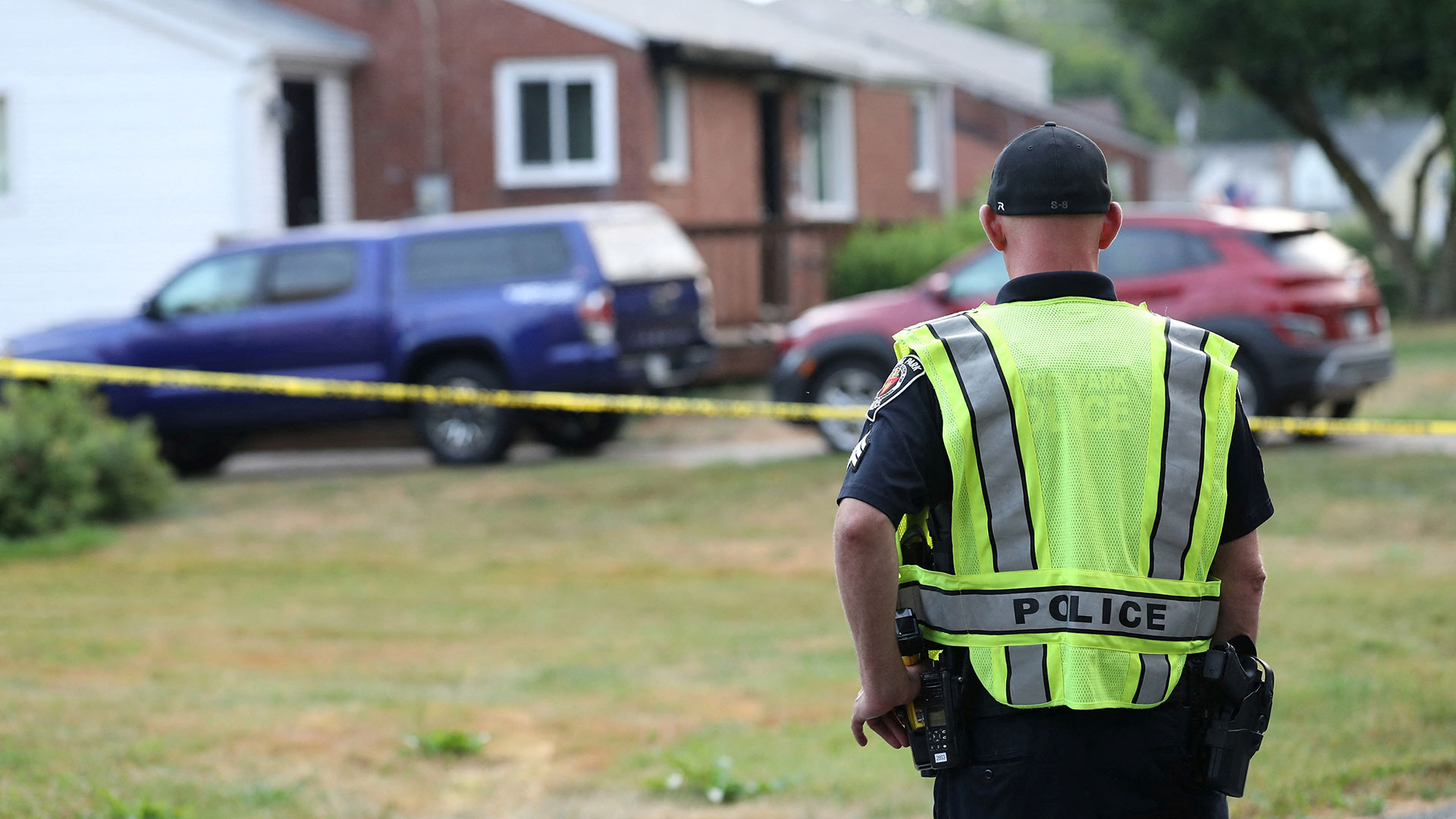 Απόπειρα δολοφονίας Τραμπ: Γρίφος το κίνητρο του 20χρονου δράστη-3