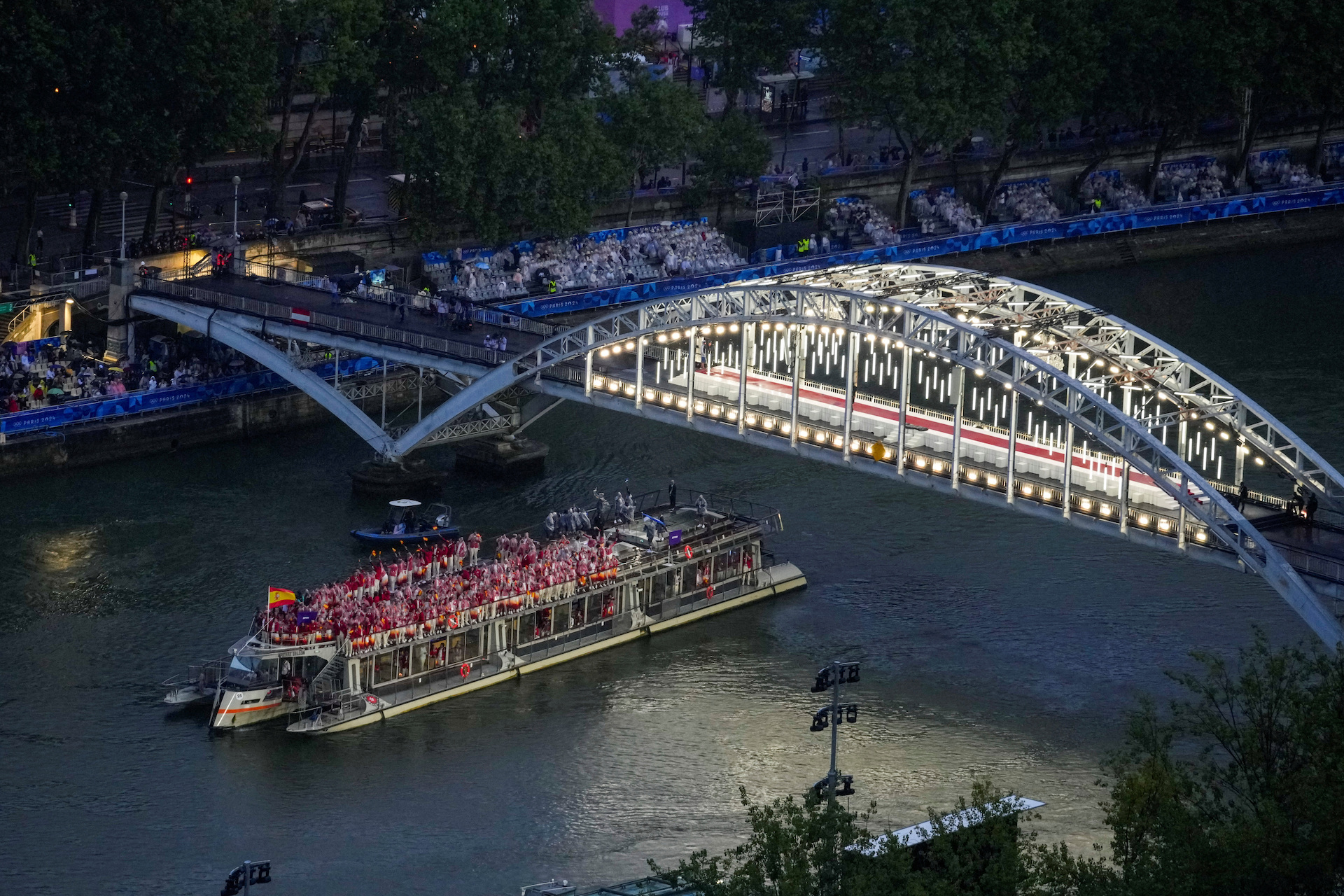 Ολυμπιακοί Αγώνες 2024 – Παρίσι: Τα «καρέ» μιας ξεχωριστής τελετής έναρξης-23