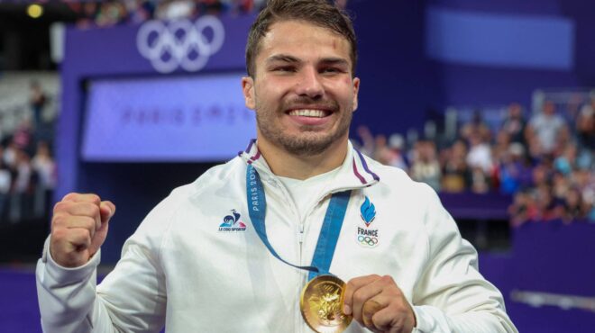 ο-ήρωας-ντιπόν-και-η-κούρσα-του-αιώνα-563149246