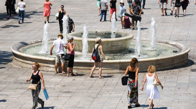συστάσεις-για-την-προστασία-από-τις-υψ-563123578