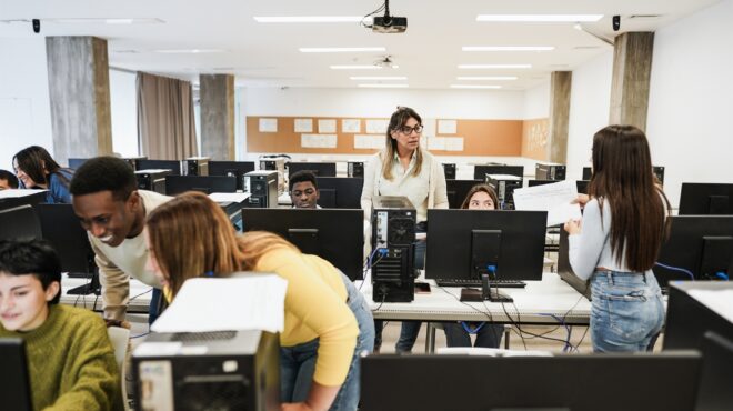 επανέρχονται-τα-αθλητικά-σχολεία-563144701