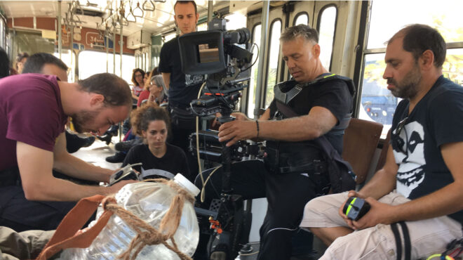 το-αναλογικό-φιλμ-βγαίνει-από-το-περιθ-563119249