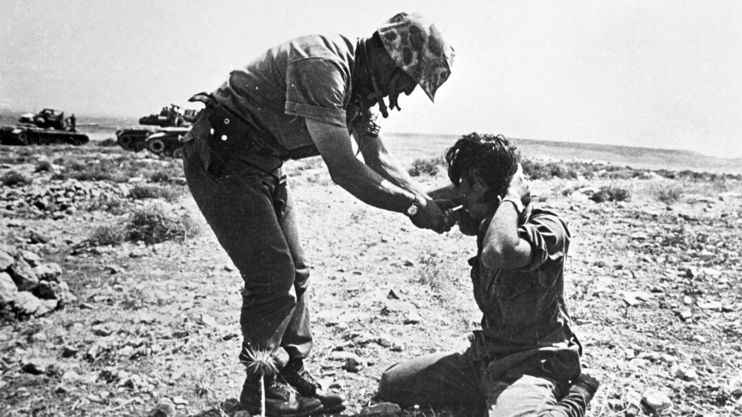 για-ενενήντα-εννέα-ημέρες-αιχμάλωτος-563134612