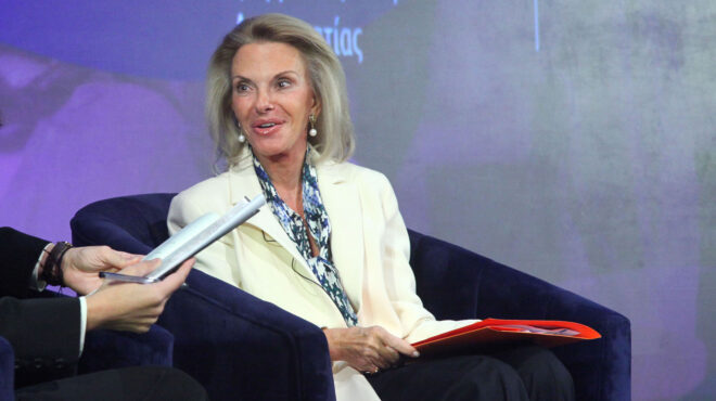 εντός-και-εκτός-η-ευρωβουλή-και-η-απορί-563130058