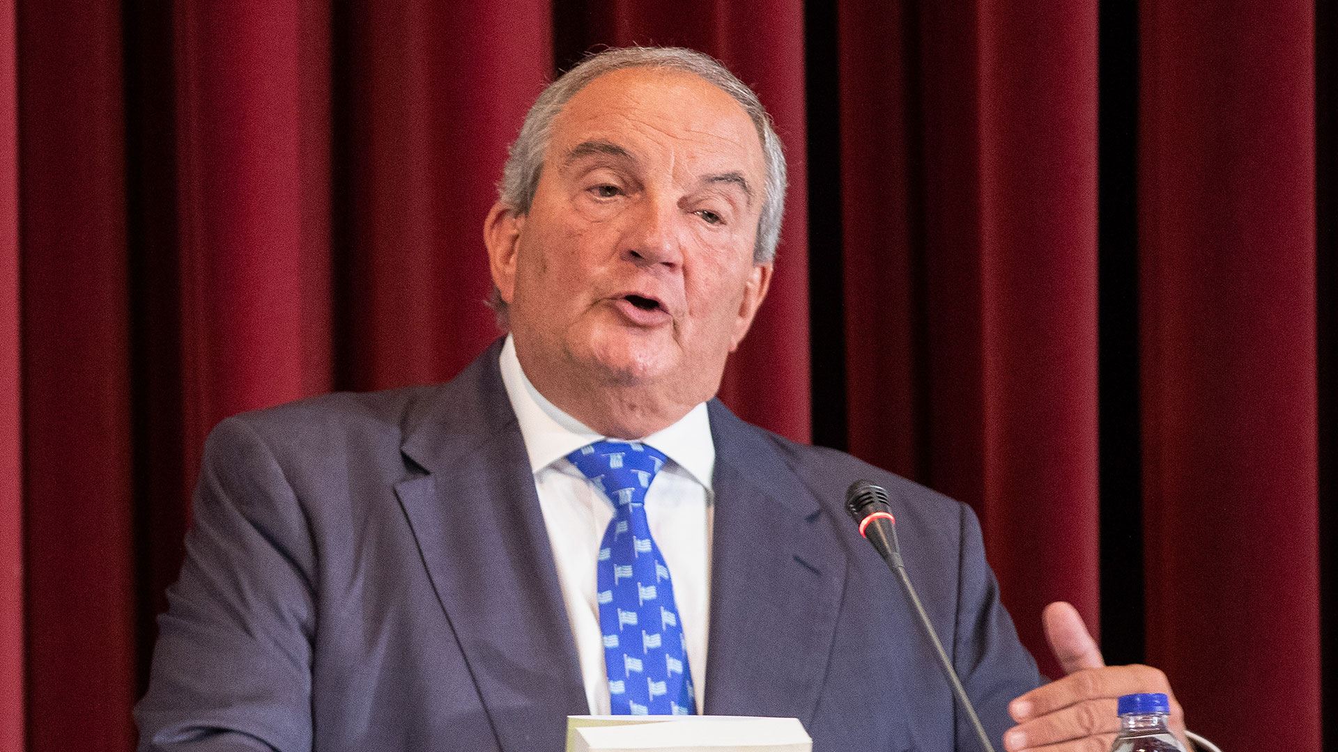 Σκληρή κριτική Σαμαρά-Καραμανλή στην κυβέρνηση – Τι είπαν για γάμο ομοφύλων και εξωτερική πολιτική-1