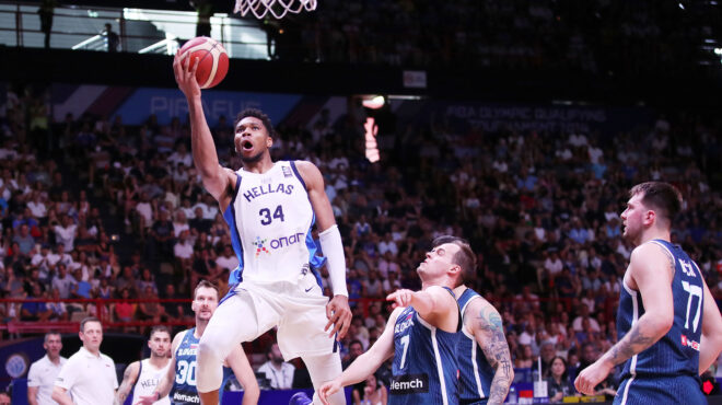 ενα-βήμα-από-το-παρίσι-η-εθνική-συνέτ-563114560