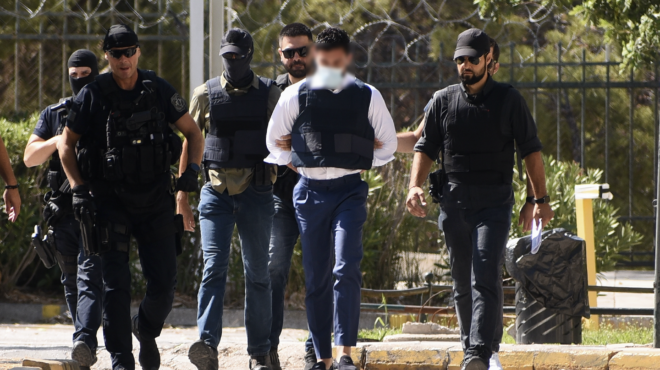 στενεύει-ο-κλοιός-γύρω-από-τη-μαφία-της-563114932