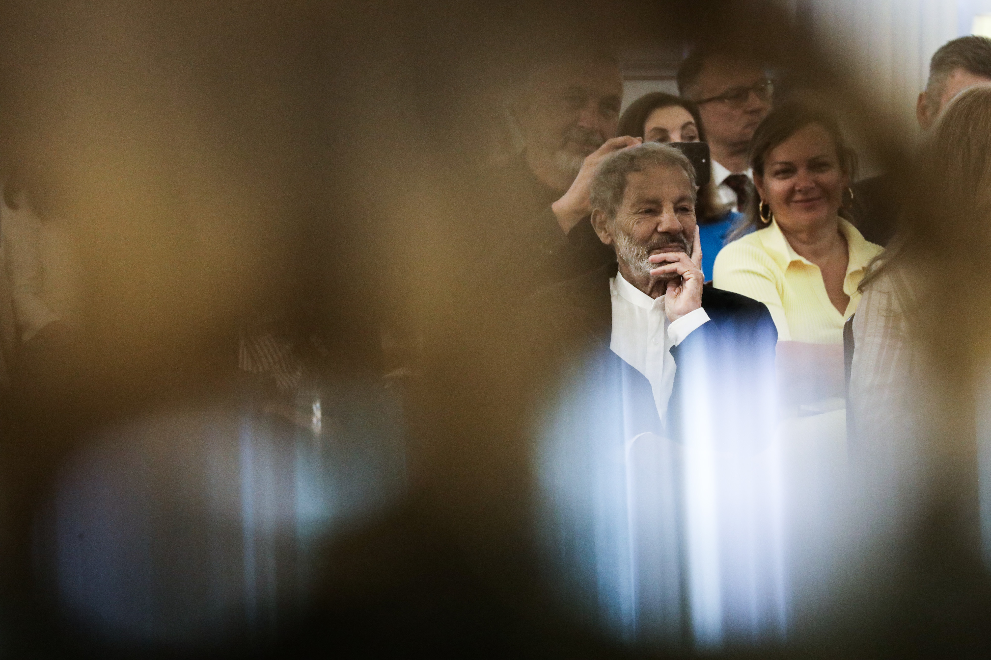 Παρασημοφόρηση του Σταύρου Ξαρχάκου στο Προεδρικό Μέγαρο (εικόνες)-2