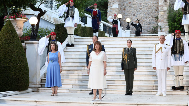 κ-σακελλαροπούλου-τα-τραύματα-της-μετ-563142139