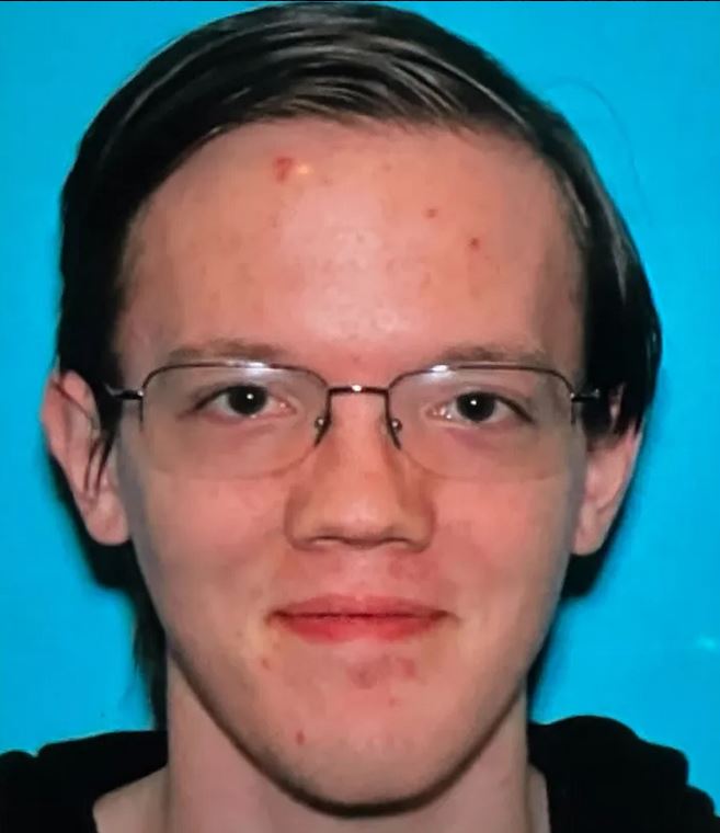 Απόπειρα δολοφονίας Τραμπ: Γρίφος το κίνητρο του 20χρονου δράστη-2