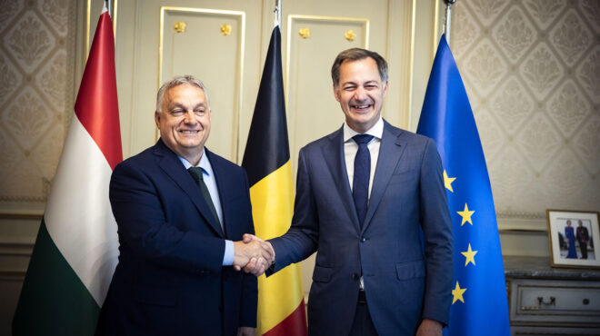 ο-ορμπαν-ζητεί-πατριώτες-για-νέα-ευρ-563105449