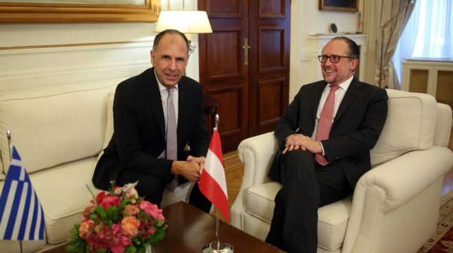 νέο-αγκάθι-με-τα-τίρανα-η-απογραφή-τη-563108611