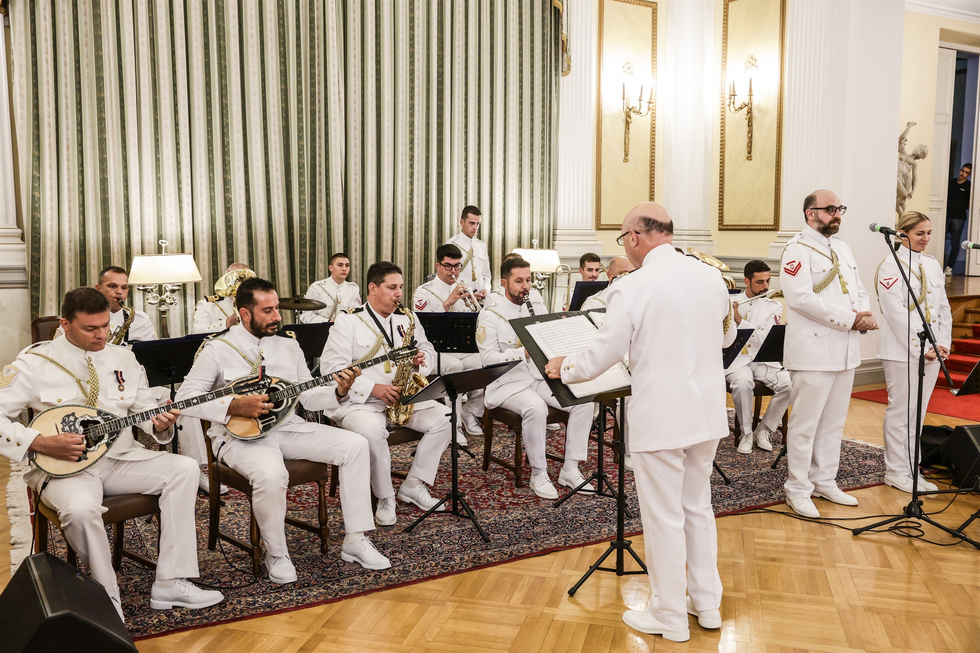 Στον Σταύρο Ξαρχάκο το παράσημο του Ανώτερου Ταξιάρχη του Τάγματος της Τιμής-3