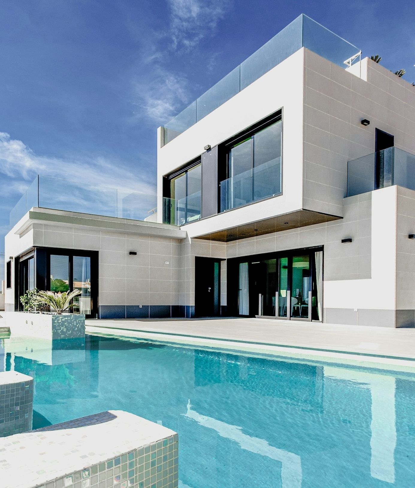 Περιζήτητα τα πολυτελή ακίνητα στην Αθήνα-1